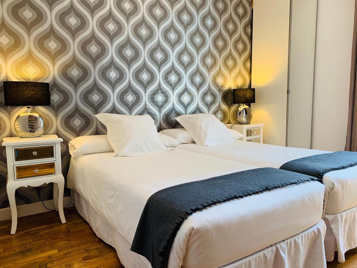 Super Balmes Guest House Βαρκελώνη Εξωτερικό φωτογραφία