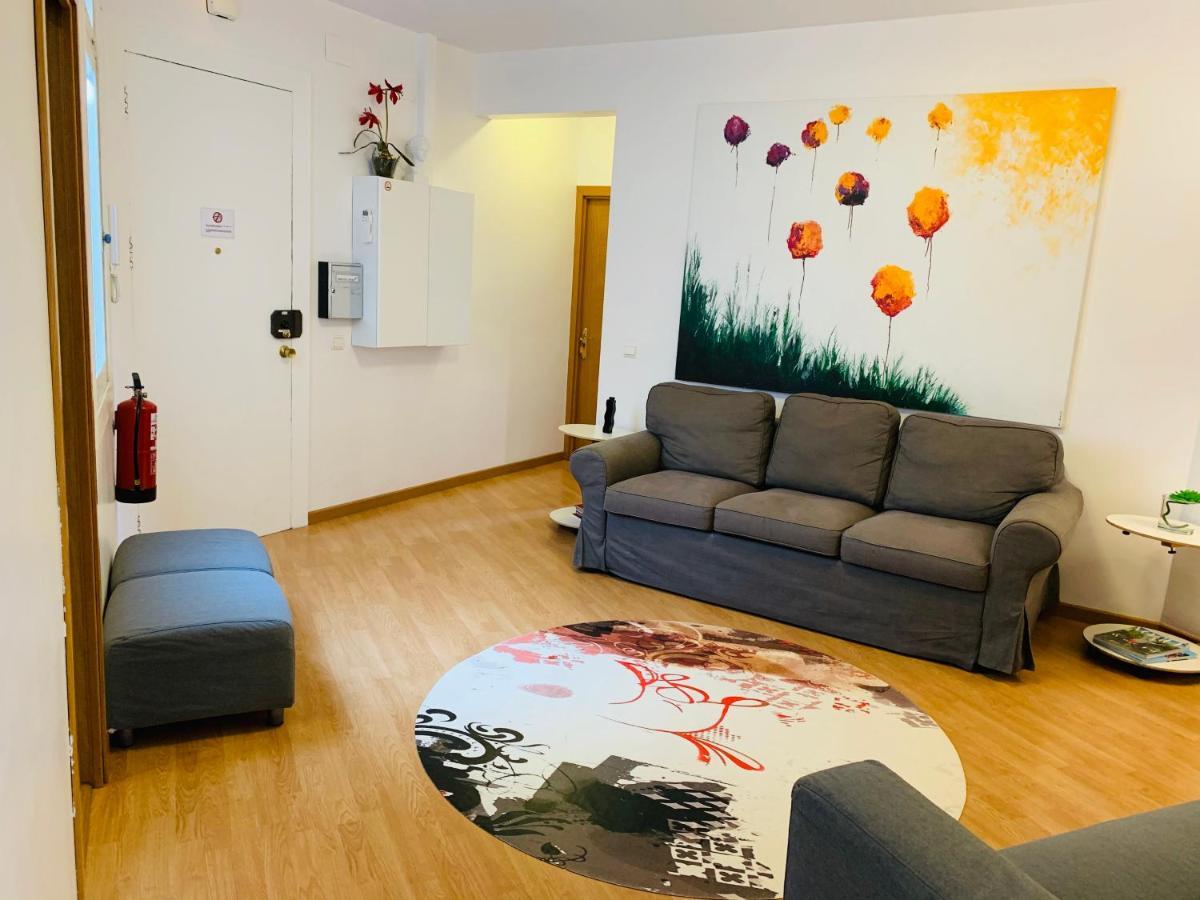 Super Balmes Guest House Βαρκελώνη Εξωτερικό φωτογραφία