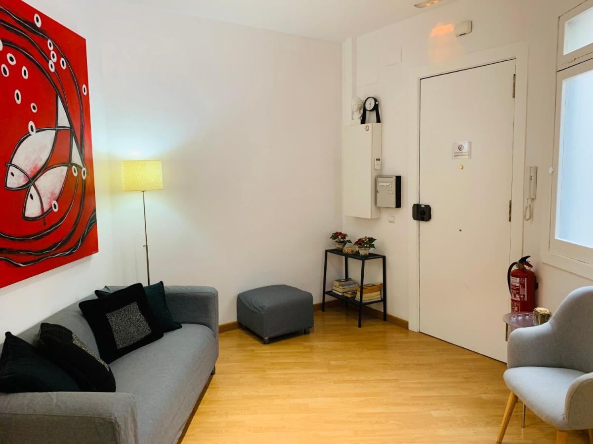 Super Balmes Guest House Βαρκελώνη Εξωτερικό φωτογραφία