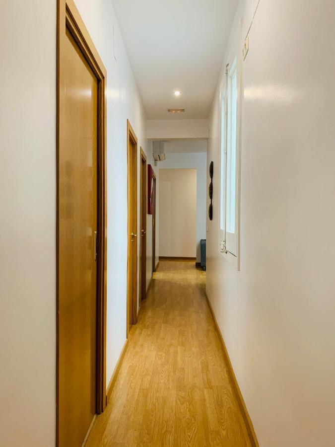 Super Balmes Guest House Βαρκελώνη Εξωτερικό φωτογραφία