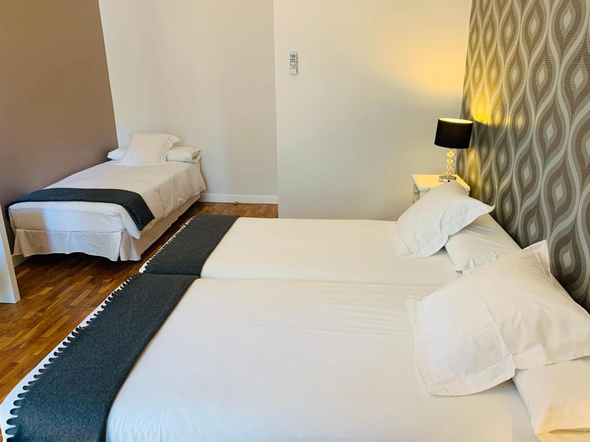 Super Balmes Guest House Βαρκελώνη Εξωτερικό φωτογραφία