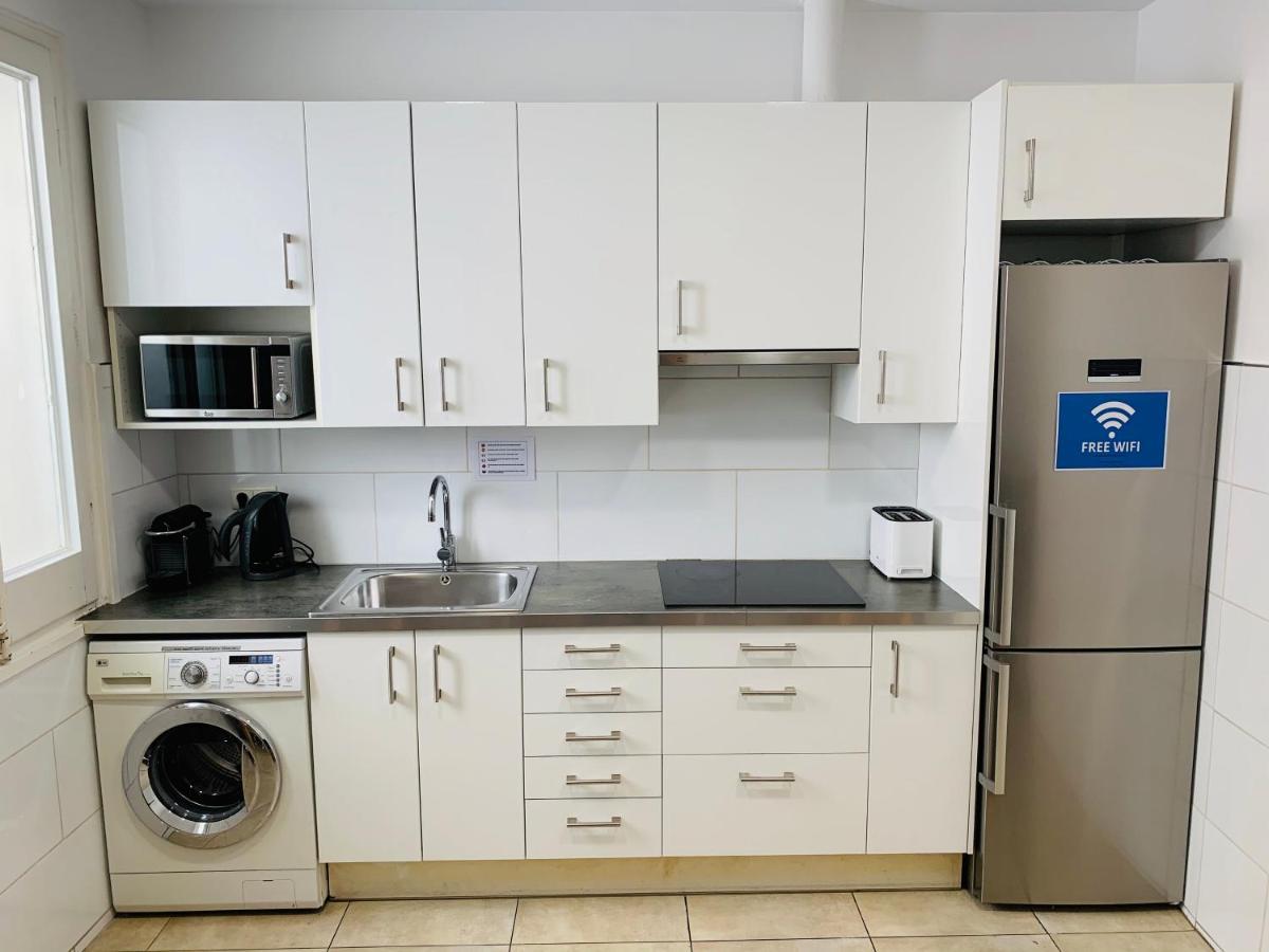 Super Balmes Guest House Βαρκελώνη Εξωτερικό φωτογραφία