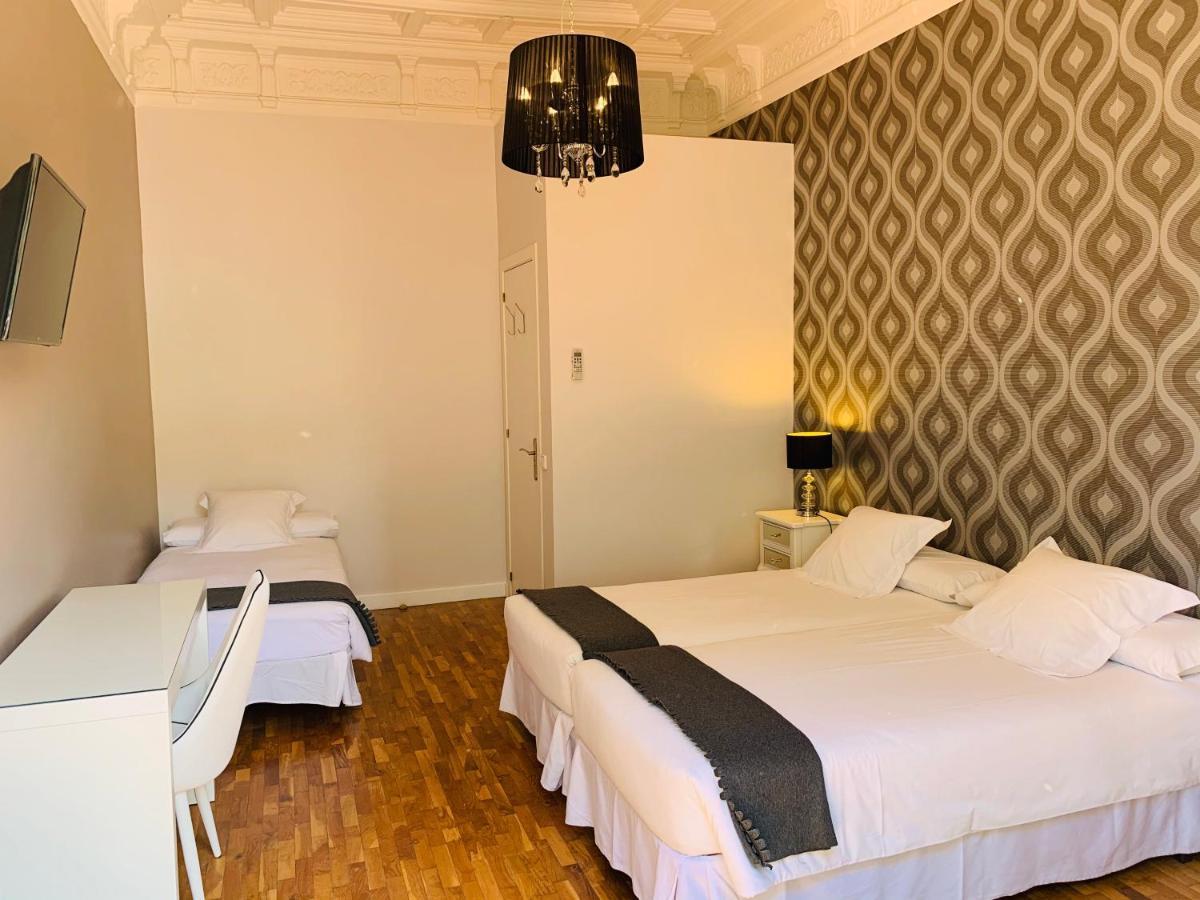 Super Balmes Guest House Βαρκελώνη Εξωτερικό φωτογραφία