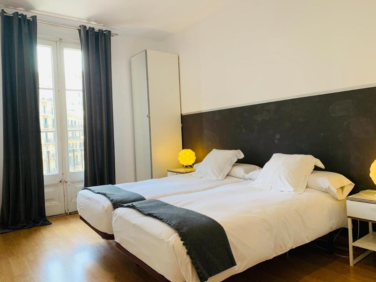 Super Balmes Guest House Βαρκελώνη Εξωτερικό φωτογραφία