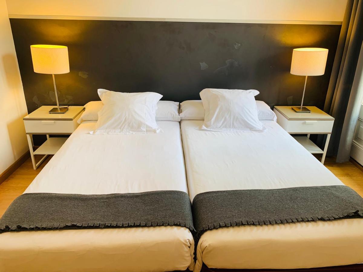 Super Balmes Guest House Βαρκελώνη Εξωτερικό φωτογραφία