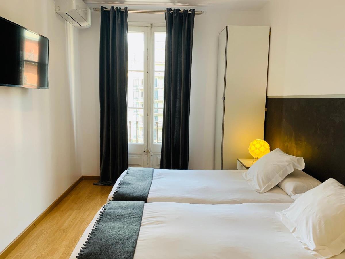 Super Balmes Guest House Βαρκελώνη Εξωτερικό φωτογραφία