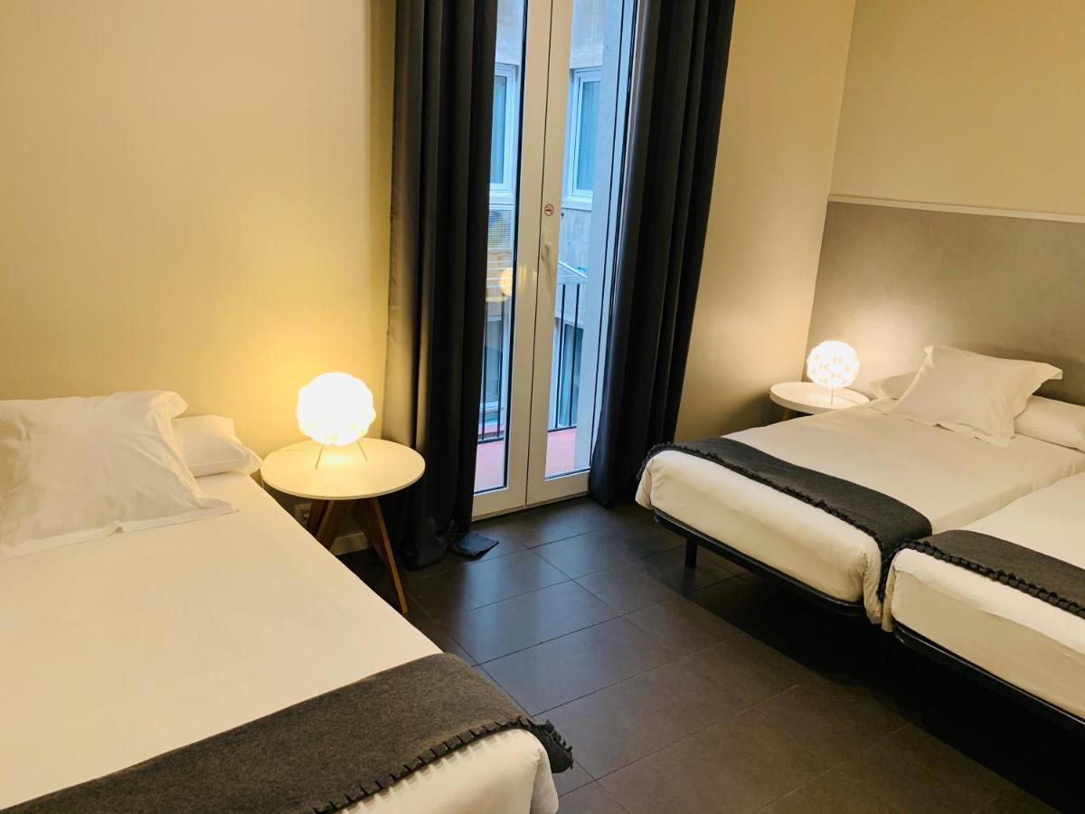 Super Balmes Guest House Βαρκελώνη Εξωτερικό φωτογραφία